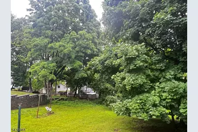 209 W Chrystal St Ab, Dover, NJ 07801 - Photo 8