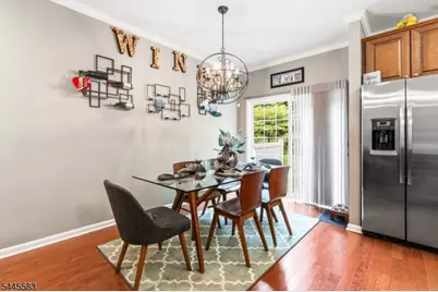 18 Bahr Cir, Verona, NJ 07044 - Photo 6