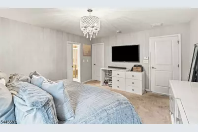 18 Bahr Cir, Verona, NJ 07044 - Photo 18