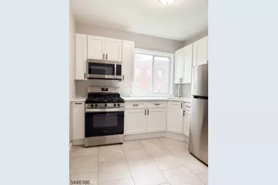 140 S 13th St #3, Newark, NJ 07107 - Photo 2