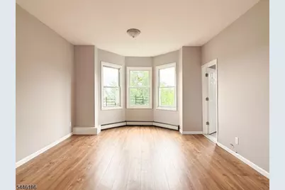 140 S 13th St #3, Newark, NJ 07107 - Photo 4