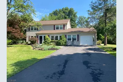 219 Berger St, Franklin Township, NJ 08873 - Photo 2