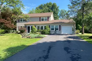 219 Berger St, Franklin Township, NJ 08873 - Photo 2