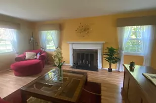 219 Berger St, Franklin Township, NJ 08873 - Photo 8