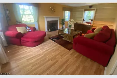 219 Berger St, Franklin Township, NJ 08873 - Photo 6