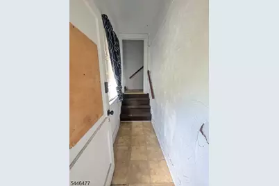 117 Carnegie Ave, East Orange, NJ 07018 - Photo 6