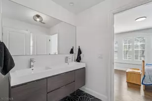 27 Brookside Terrace, Clark Township, NJ 07066 - Photo 26