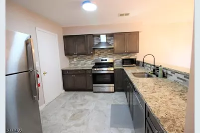 83 Winchester Way, Franklin Township, NJ 08873 - Photo 4