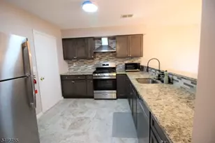 83 Winchester Way, Franklin Township, NJ 08873 - Photo 4