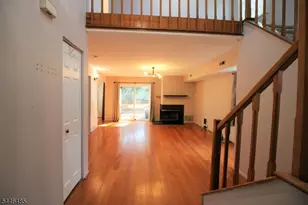 83 Winchester Way, Franklin Township, NJ 08873 - Photo 2