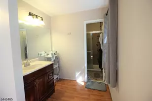 83 Winchester Way, Franklin Township, NJ 08873 - Photo 12