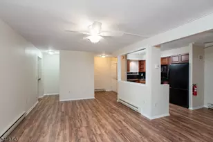81 Overlook Dr, Union Township, NJ 08809 - Photo 8