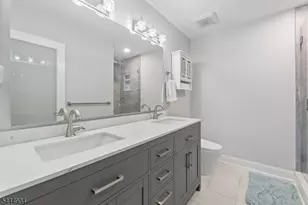 308 Federal Hill Rd, Pompton Lakes, NJ 07442 - Photo 22