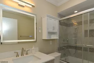 308 Federal Hill Rd, Pompton Lakes, NJ 07442 - Photo 12
