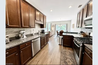 403 Parkview Ln #403, Rockaway Township, NJ 07866 - Photo 8