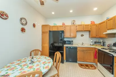 1316 Richmond Rd #316, West Milford, NJ 07480 - Photo 6