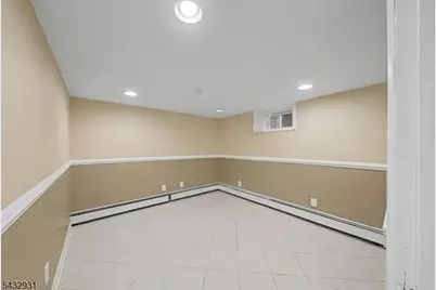 10 S Parkway, Jefferson Township, NJ 07885 - Photo 34