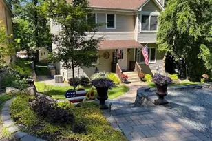 10 South Pkwy, Jefferson Township, NJ 07885 - Photo 2