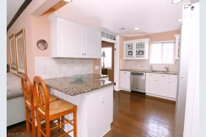 6 Whispering Way W, Berkeley Heights Township, NJ 07922 - Photo 14