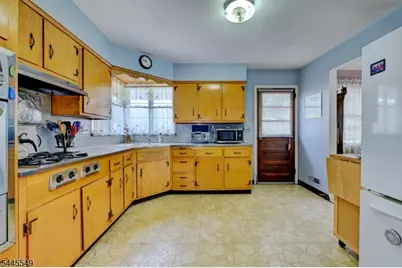 176 Pompton Rd, Haledon, NJ 07508 - Photo 16
