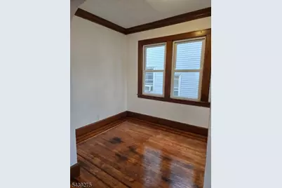 27 Cleveland Ave, Newark, NJ 07106 - Photo 8