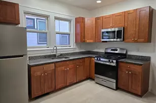 27 Cleveland Ave, Newark, NJ 07106 - Photo 2