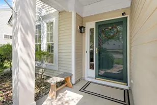 46 Kensington Cir, White Township, NJ 07823 - Photo 4