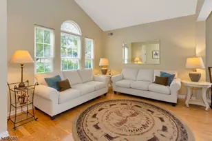 46 Kensington Cir, White Township, NJ 07823 - Photo 18