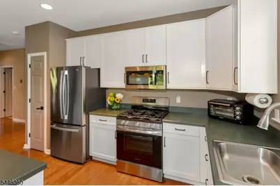 46 Kensington Cir, White Township, NJ 07823 - Photo 14