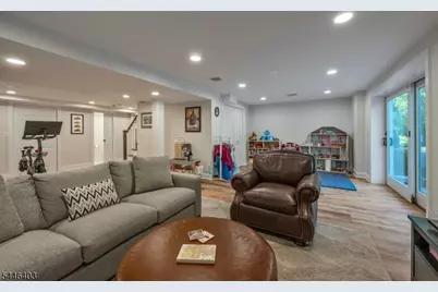 131 S Highwood Ave, Glen Rock, NJ 07452 - Photo 32