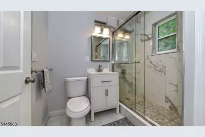 28 Ferndale Rd, Wayne, NJ 07470 - Photo 20
