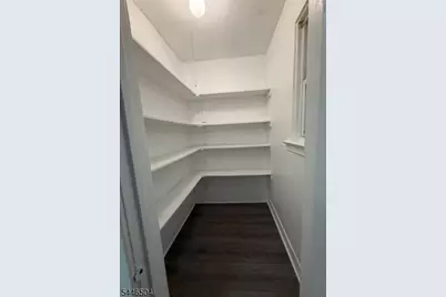 32 Fabyan Pl, Newark, NJ 07108 - Photo 4