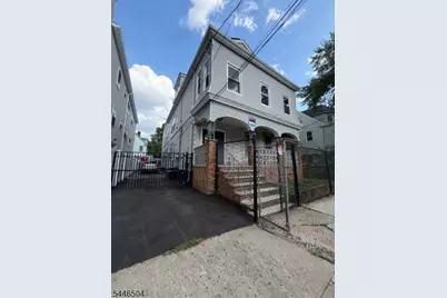 32 Fabyan Pl, Newark, NJ 07108 - Photo 1