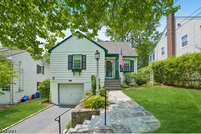 37 Knollwood Ave, Madison, NJ 07940 - Photo 2