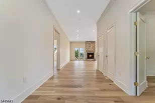 1004 Valerie Pl, Greenwich Township, NJ 08886 - Photo 4
