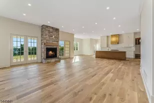 1004 Valerie Pl, Greenwich Township, NJ 08886 - Photo 8