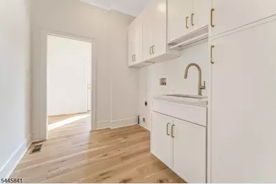 1004 Valerie Pl, Greenwich Township, NJ 08886 - Photo 18