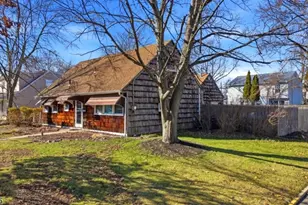 77 W Arthur Pl, Woodbridge Township, NJ 08830 - Photo 24