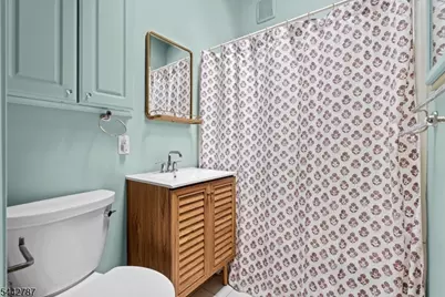 106 Seneca Lake Rd, Sparta Township, NJ 07871 - Photo 14