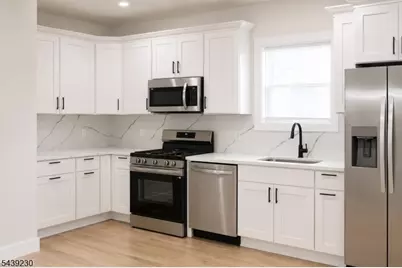 10 Bruen Ave, Irvington, NJ 07111 - Photo 12