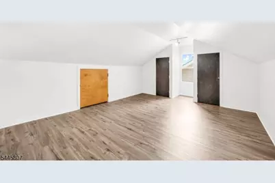 1046 Falls Ter, Union Township, NJ 07083 - Photo 22