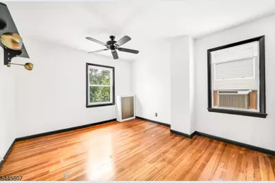 1046 Falls Ter, Union Township, NJ 07083 - Photo 18