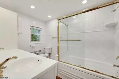 26 Alpine Dr, Wayne, NJ 07470 - Photo 26