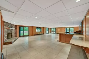 26 Alpine Dr, Wayne, NJ 07470 - Photo 32