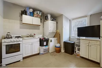 19 Montrose St, South Orange, NJ 07079 - Photo 14
