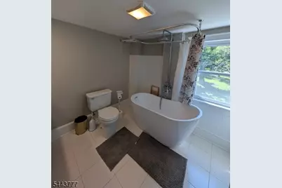 397 Berkshire Valley Rd, Jefferson Township, NJ 07885 - Photo 6