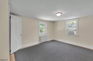 397 Berkshire Valley Rd, Jefferson Township, NJ 07885 - Photo 18