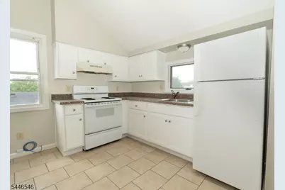 3 Church St #C, Sussex, NJ 07461 - Photo 4