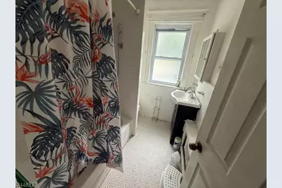 63 Saint Paul Ave, Newark, NJ 07106 - Photo 4