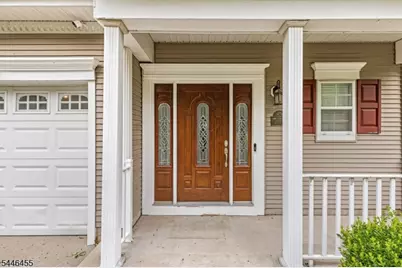 220 Lindsay Ct, Branchburg Township, NJ 08876 - Photo 4